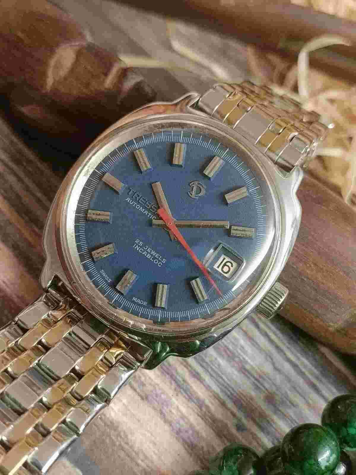 AUTHENTIC TRESSA AUTOMATIC 25 JEWELS INCABLOC BLUE DIAL DATE SWISS MEN'S VINTAGE