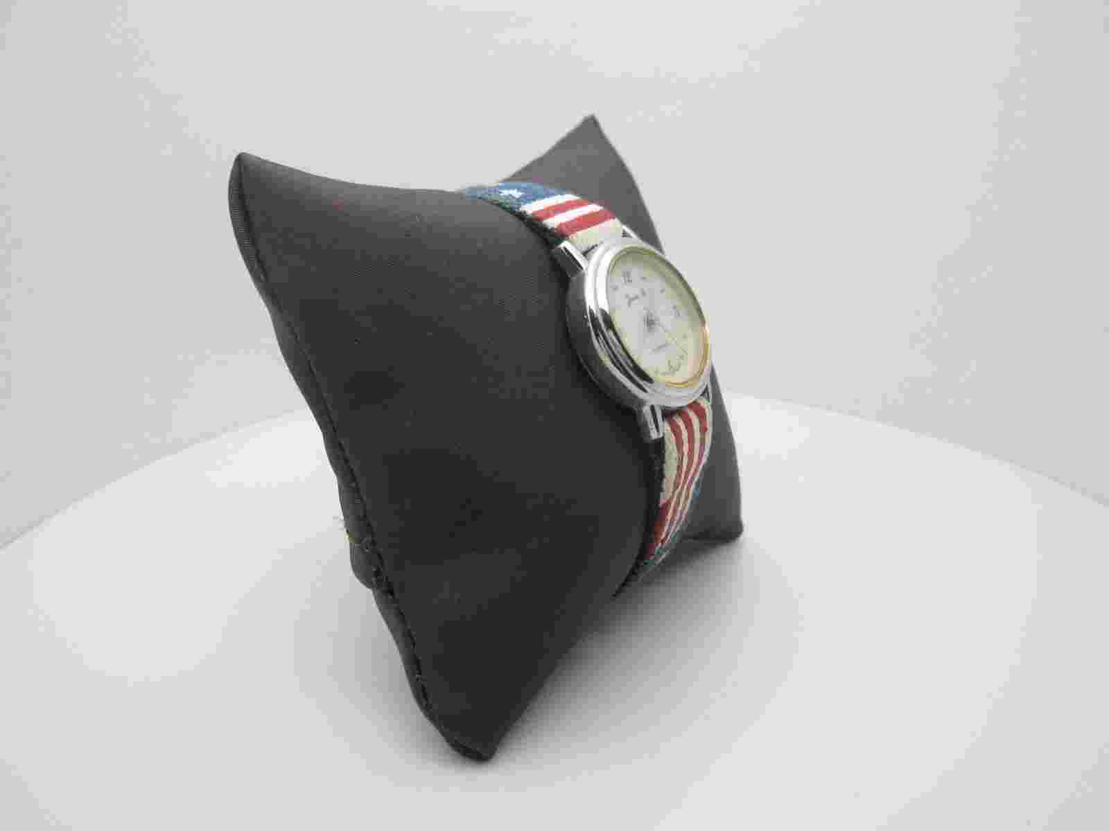 Women's Jennie B Quartz Analog Dial Casual Watch (B148)