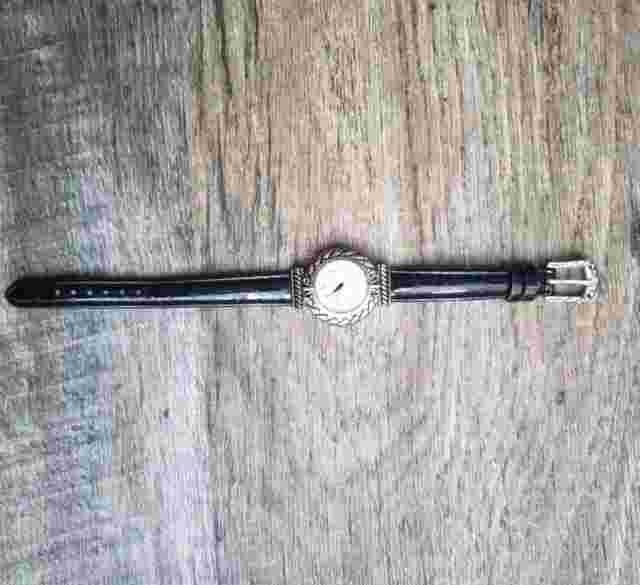 Vintage GENEVA ELITE SILVER BANGLE LADIES WATCH