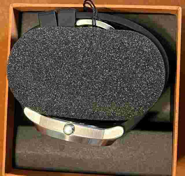 Hush Puppies Mens Watch White Face HP.3542M00.9506 In Box / Make Offer For All