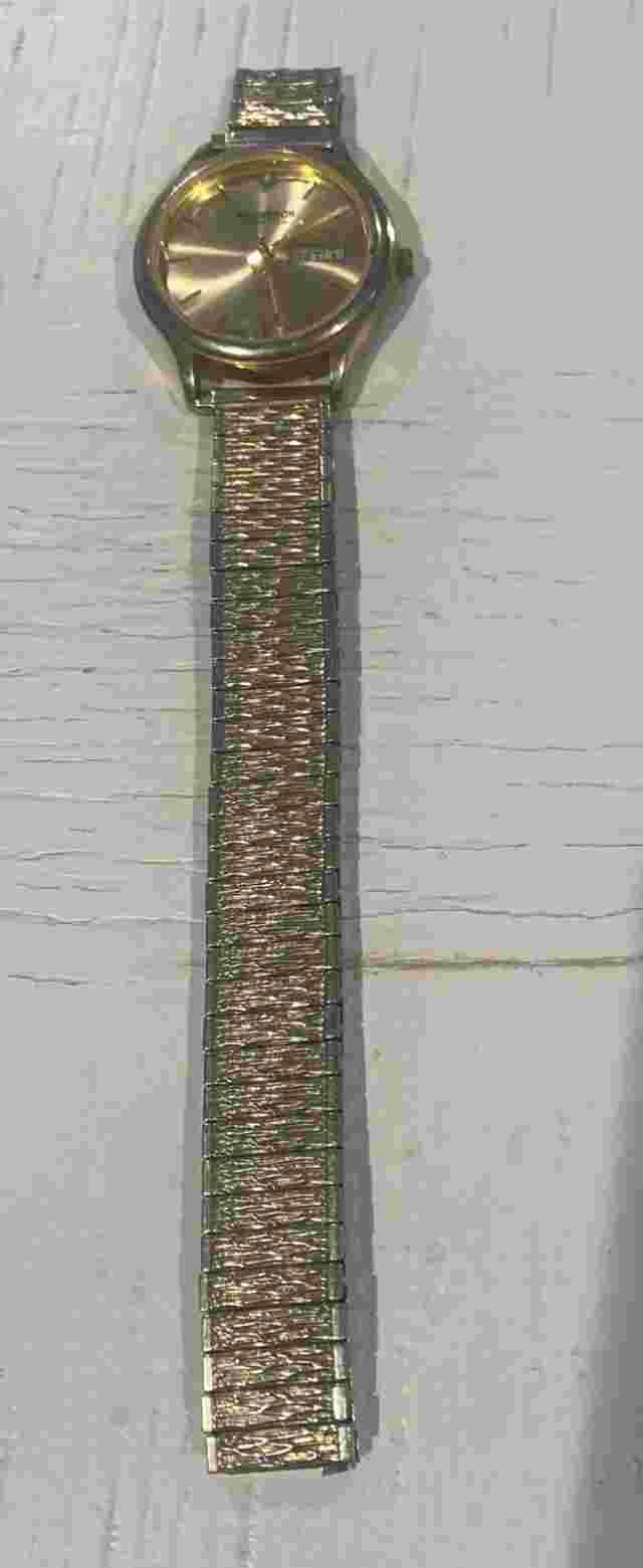 Vintage Mens McGregor Hunt Club Gold/Silver Toned Watch- Band needs repaired