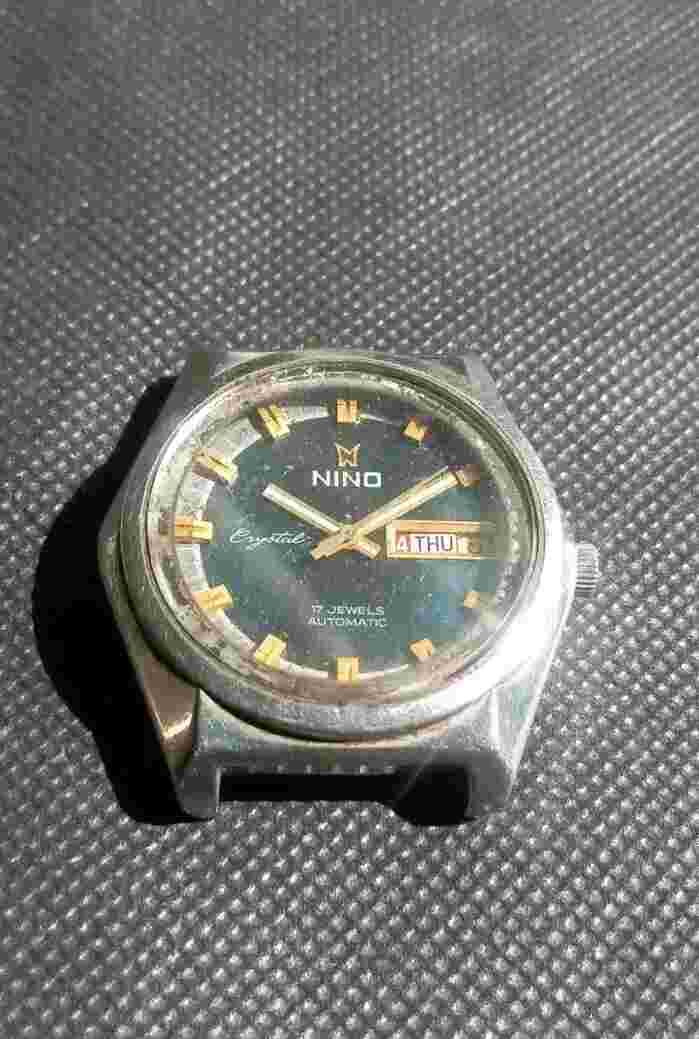 Vintage Nino  Crystal Automatic Day Date 17 Jewels Wrist Watch.