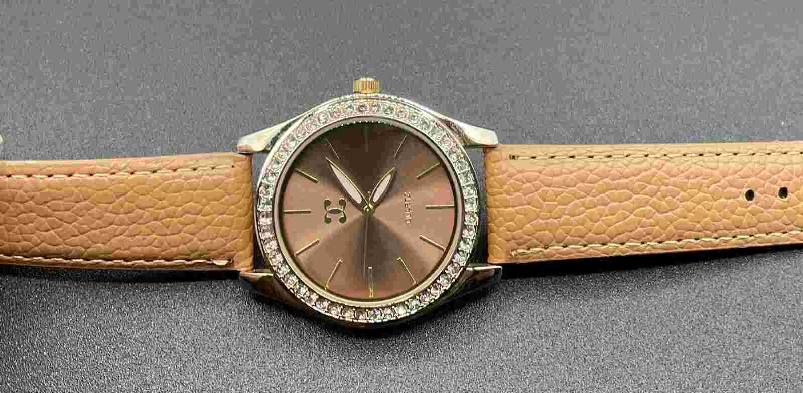 Beautiful CC Charming Charlie wide Face Ladies Watch, Rhinestone Bezel, New Batt