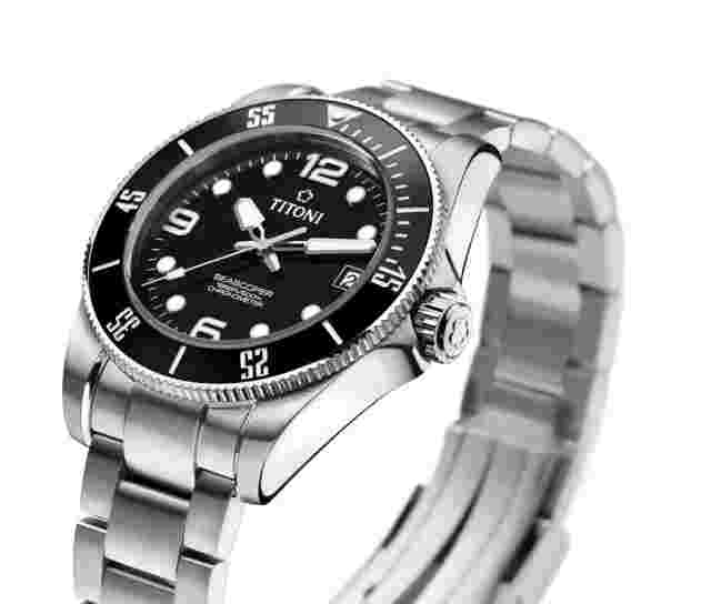 Titoni Seascoper 600M 83600S-BK-256