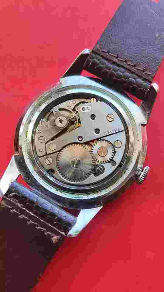 Vintage DOGMA Prima 19 Jewels Manual Wind Mens Watch _3539