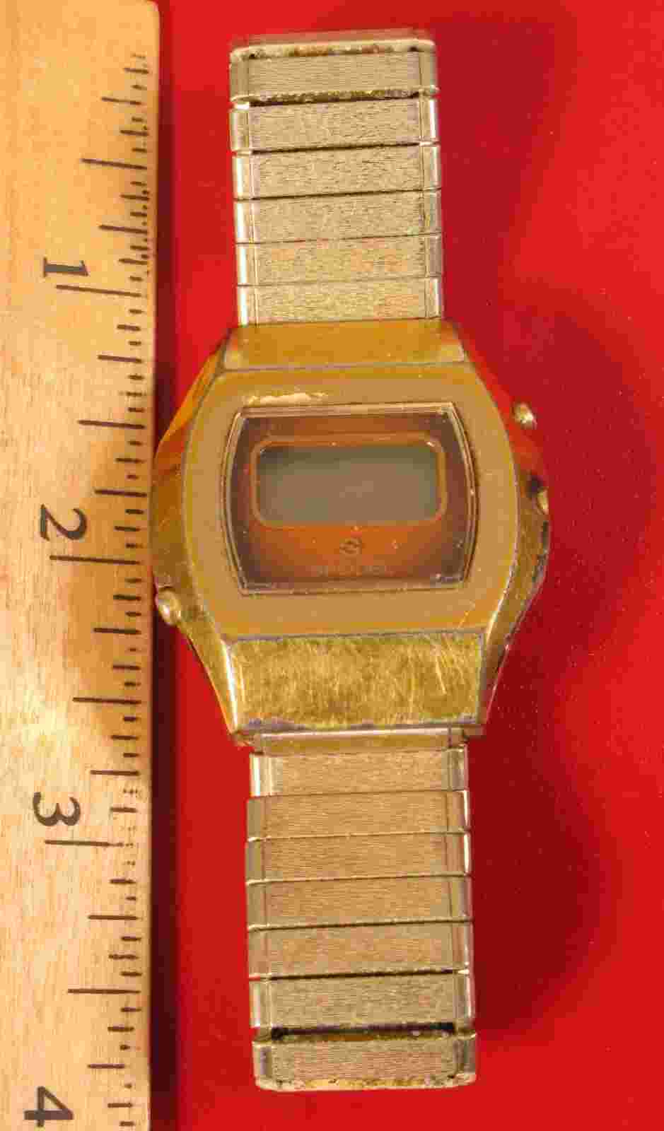 DESIGNER SIGNED SPEIDEL DIGITAL LED GOLD TONE WATCH RETRO STYLE !!