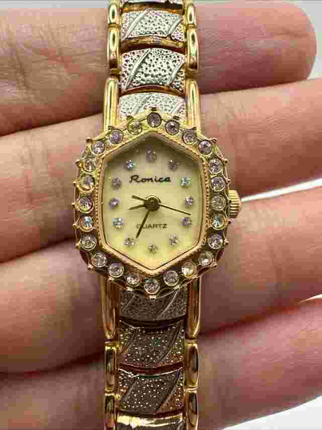 Ronica Gold & Silver Tone Women’s Wristwatch Needs Battery