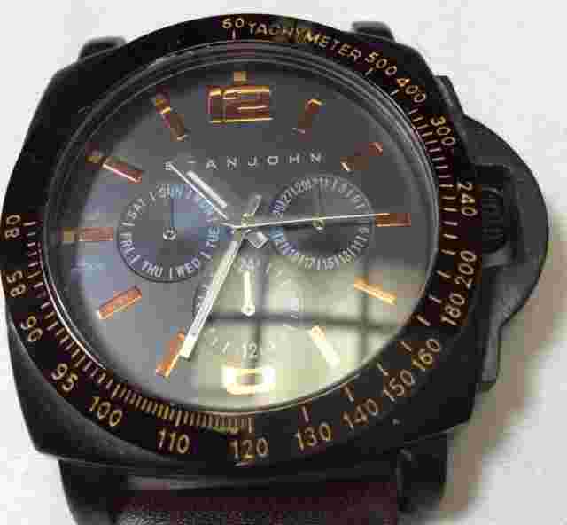Large Sean John mens watch, back shows age / wear, needs a new strap - M1946