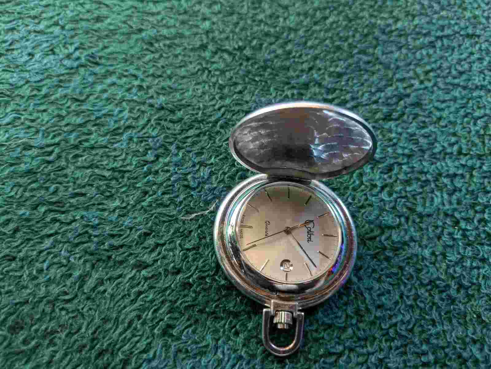 colibri quartz pocket watch