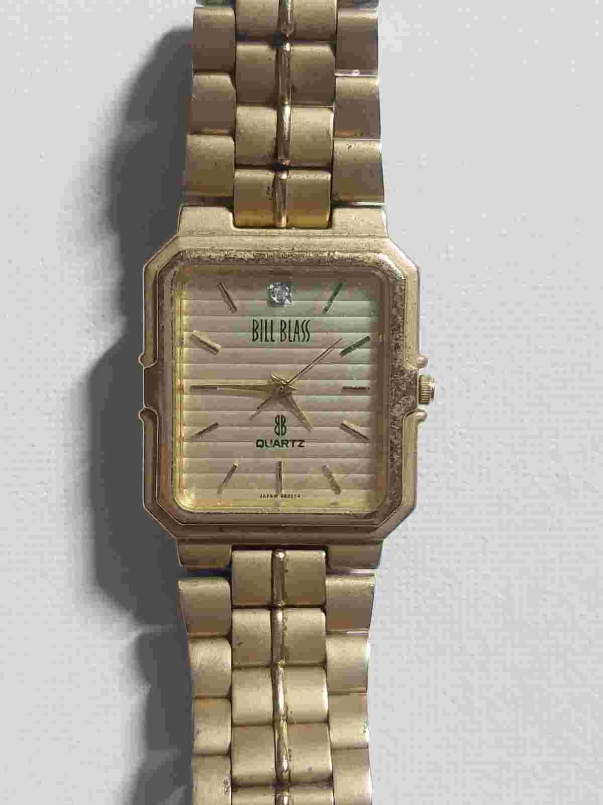 Bill Blass Quartz Watch Gold Color 001-9L32 Wrist Watch AS IS