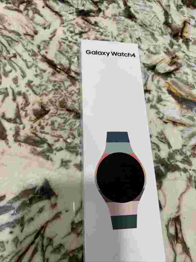 Samsung Galaxy Watch 4 40mm Aluminum Smartwatch SM-R860 Pink Gold *NO CHARGER*