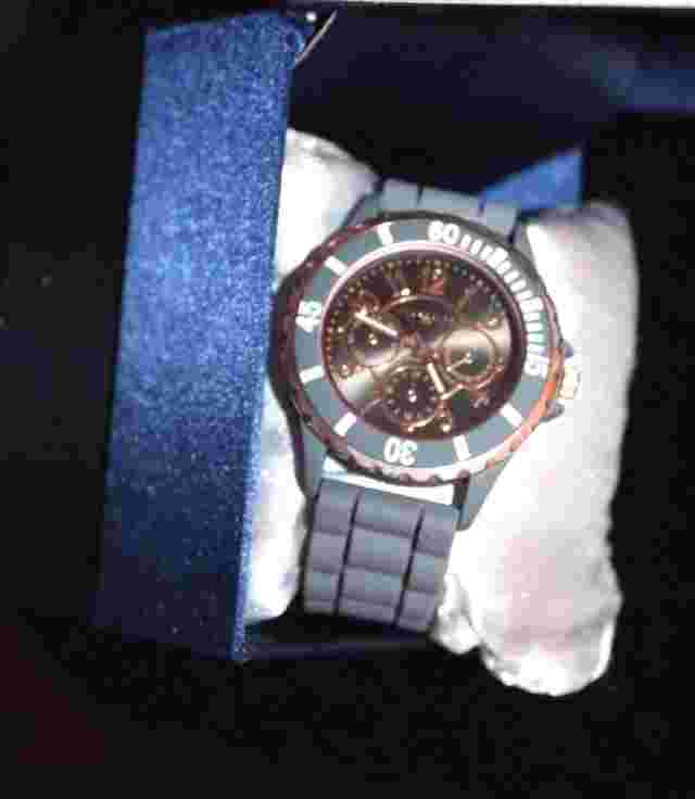 Attention Ladies' Round Rubber Wrist Watch Gray / Rose Gold