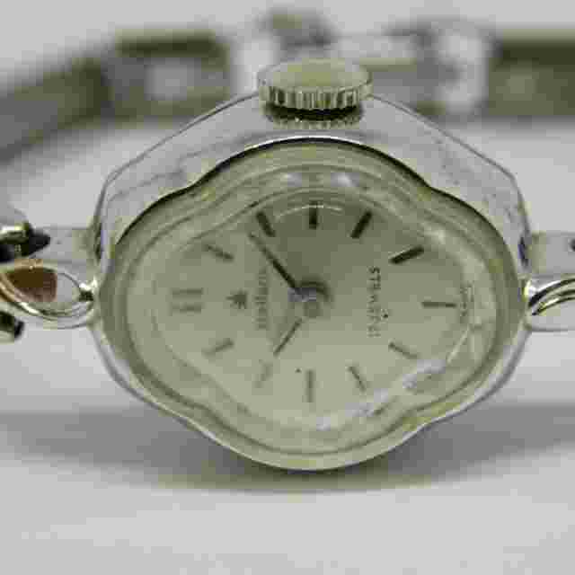 Vintage Stellaris 17 Jewels Silver Tone Wind-up Analog Women's Watch Sz. 5 1/2"