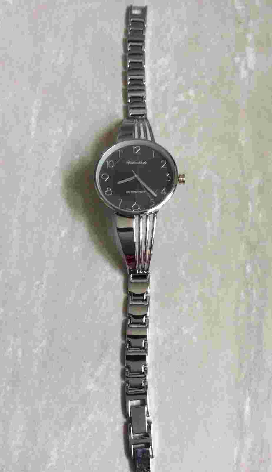 Montres Carlo Women Watch Silver WP 3ATM IP Round Black Dial on Silver Band NIB