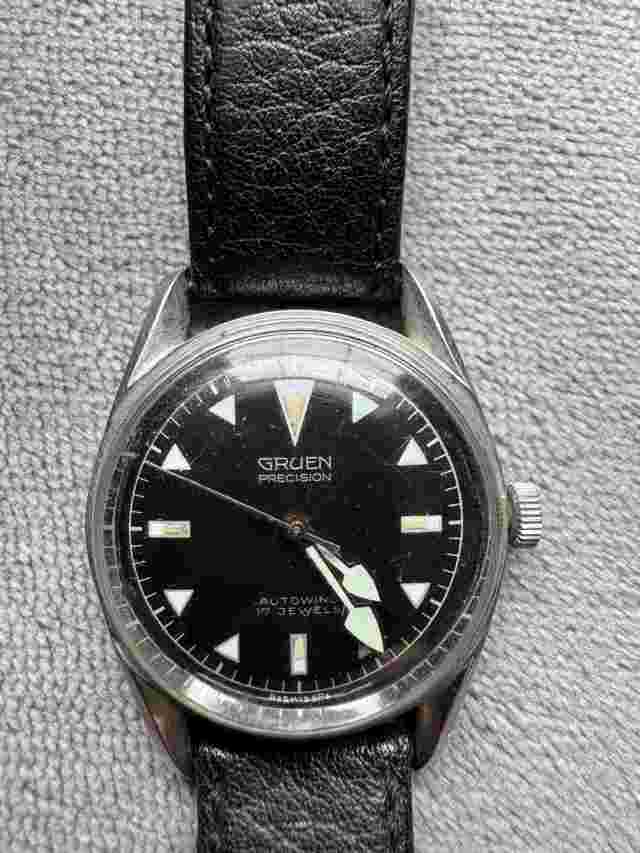 Vintage Steel Gruen Ocean Chief Diver 560RSS. As Is Running Missing Bezel