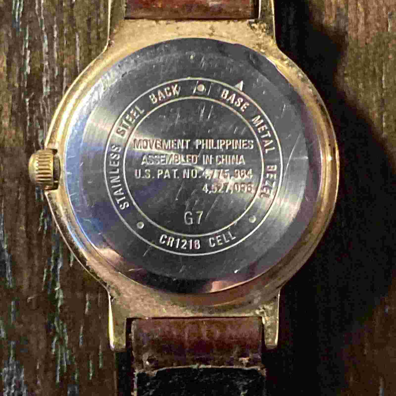 Carriage watch woman’s tested running new battery band is still useable , rough