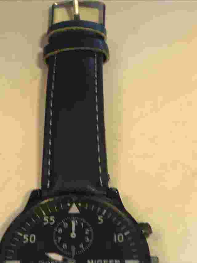 Migeer Mens Watch NEW BATTERY
