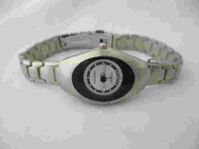 Paul Jardin Women's Silver Toned Analog Watch Bracelet Band Water Resistant