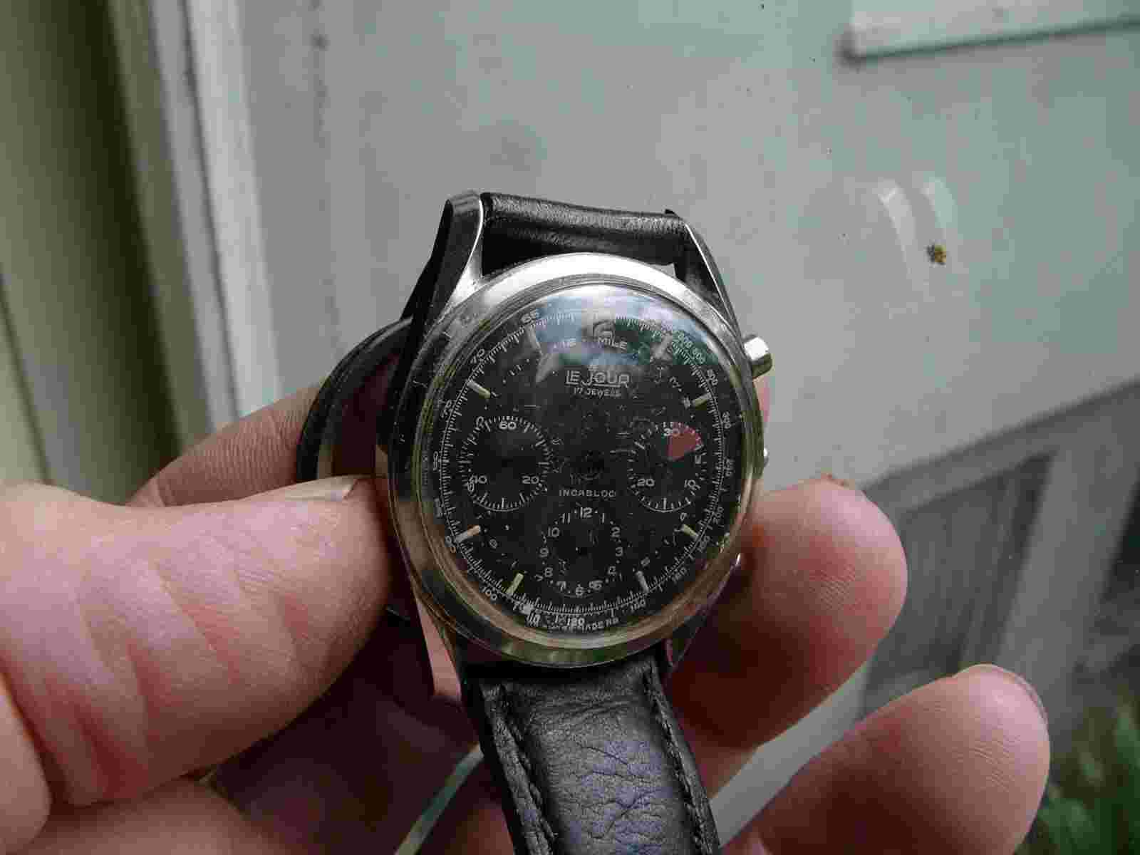 Le Jour  valjoux 72 case S/S  screwback S/S + Dial . Chronograph .
