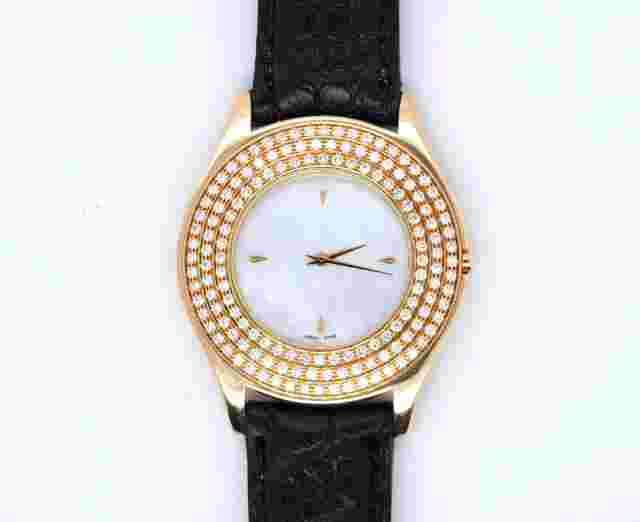 MAUBOUSSIN 18K Gold 1.5 ct Diamond Mother of Pearl Ladies Round Watch 35 mm