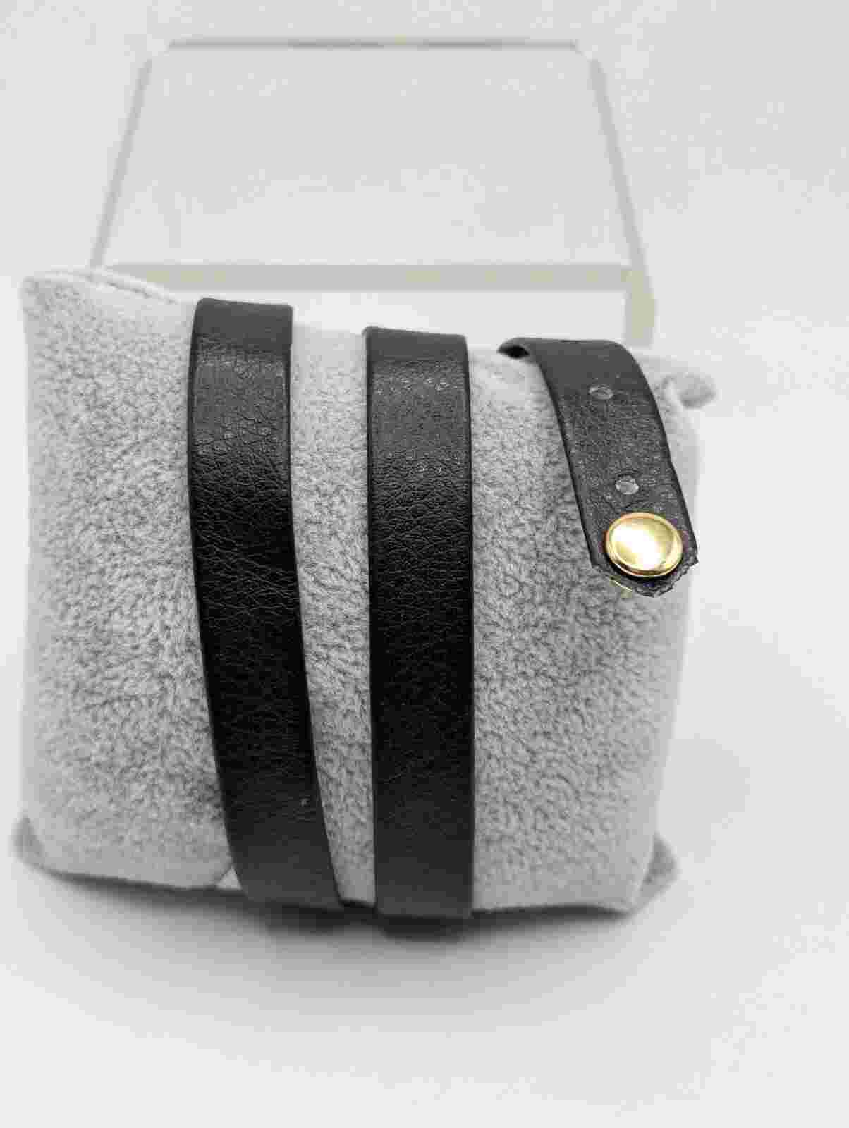 La Mer Collections Wrap Watch Black Band Gold Tone New Battery