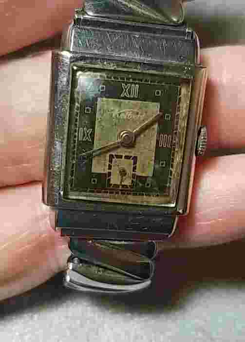 Art Deco Mens Kelbert Watch 15 Jewels Runs Not TESTED For Accuracy Swiss Bin 9