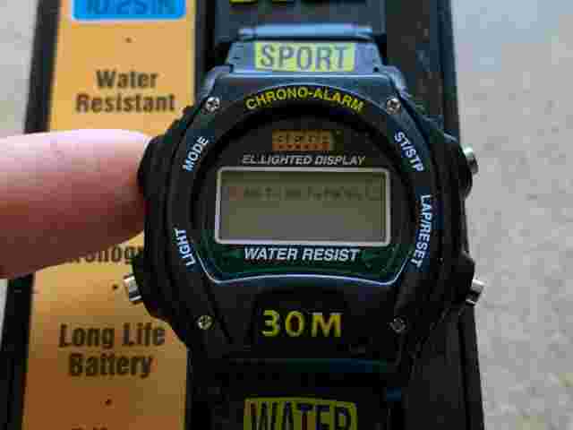 VINTAGE SEGA SPORTS GLOW DIAL WRIST WATCH NEW OLD STOCK NOS GENESIS #45