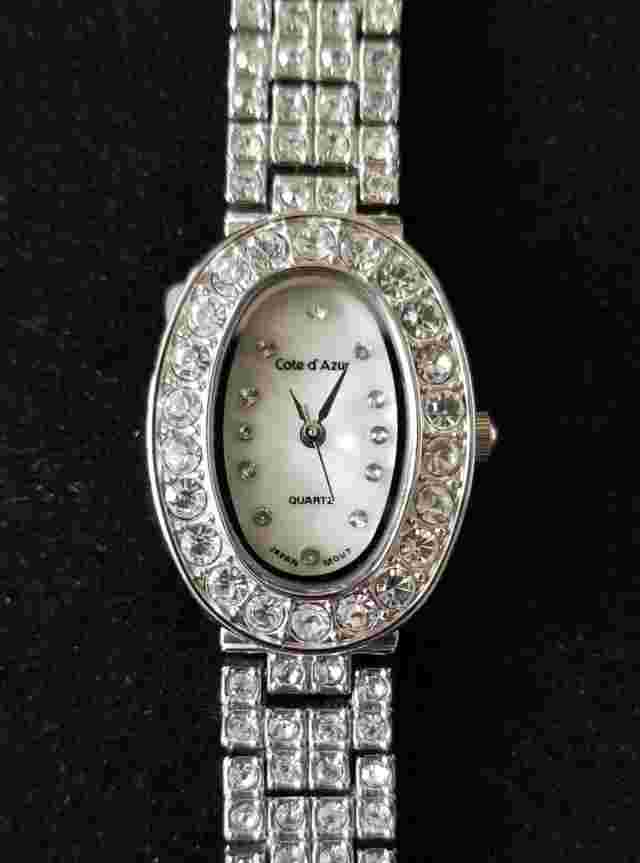 Cote D’ Azur Silver Tone Watch Crystal Bezel & Link Band 7" Max Size New Battery