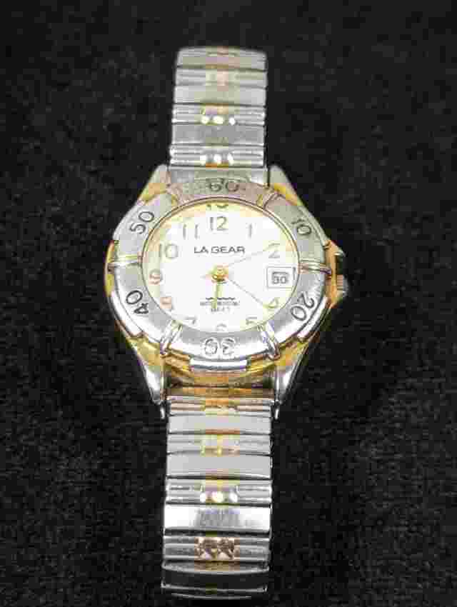 LA Gear White Dial Round Silver Tone Case Stainless Steel Stretch Band Watch
