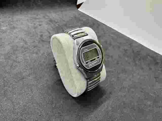 Original Veri Rare ELEKTRONIKA 5 LCD Digital watch Quartz USSR