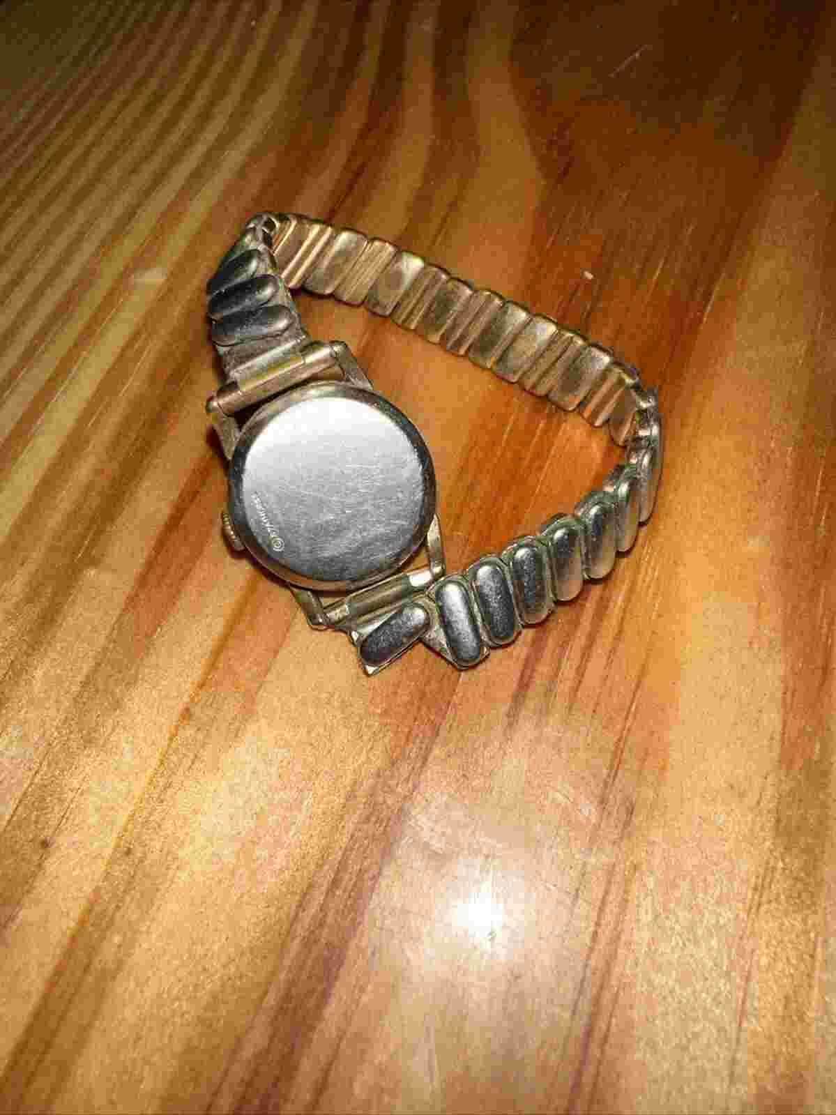 VINTAGE GOTHAM Womens Gold Watch Signed 10k RGP Bezel. STILL WORKING!