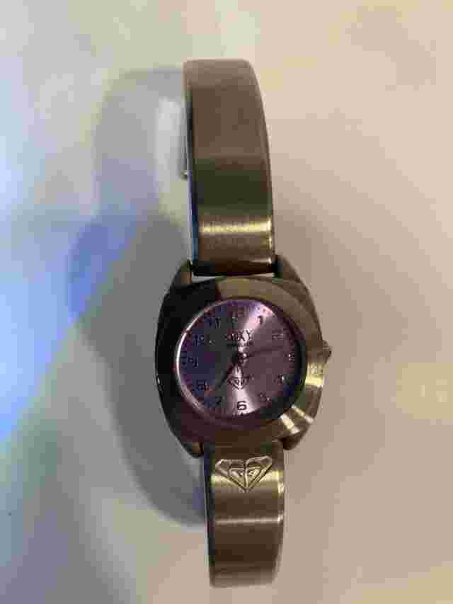 Roxy Quiksilver Women RX211 Silver Tone Pink Dial 25mm Quartz Watch 6 1/4"