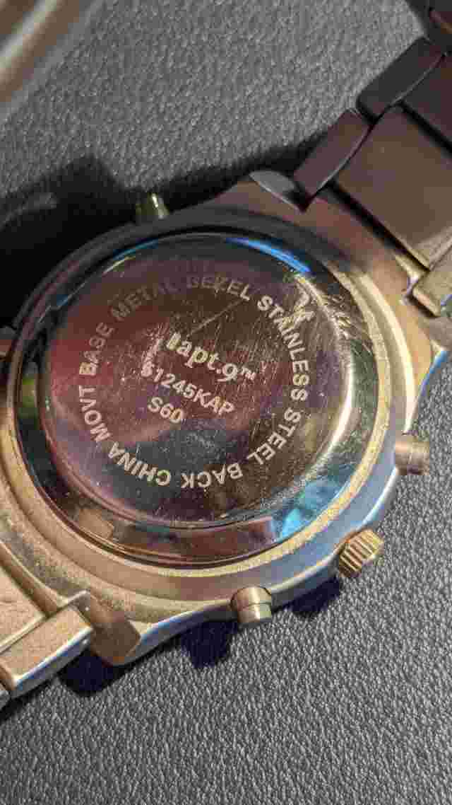 Apt 9. Men Watch Chrono Date Light Alarm SS Water Resistant Quartz (as is)