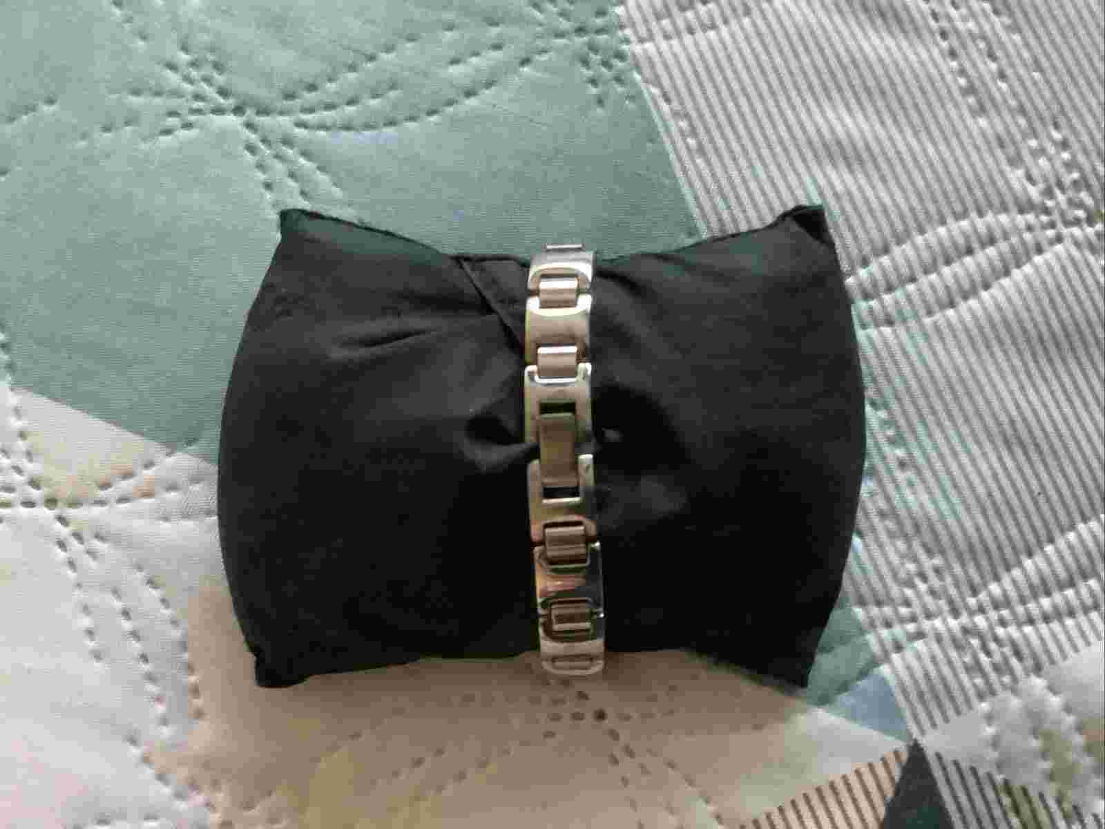NINE WEST WOMENS WATCH SS BAND