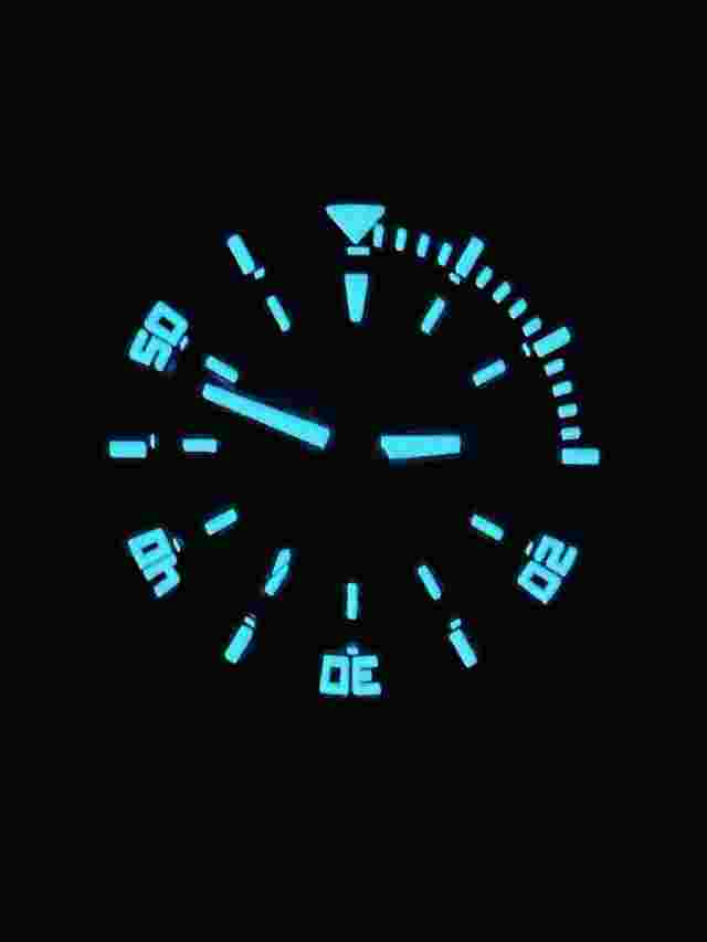 PHOIBOS LEVIATHAN 200M Auto Dive Watch Teal - Out Color️ PY050B