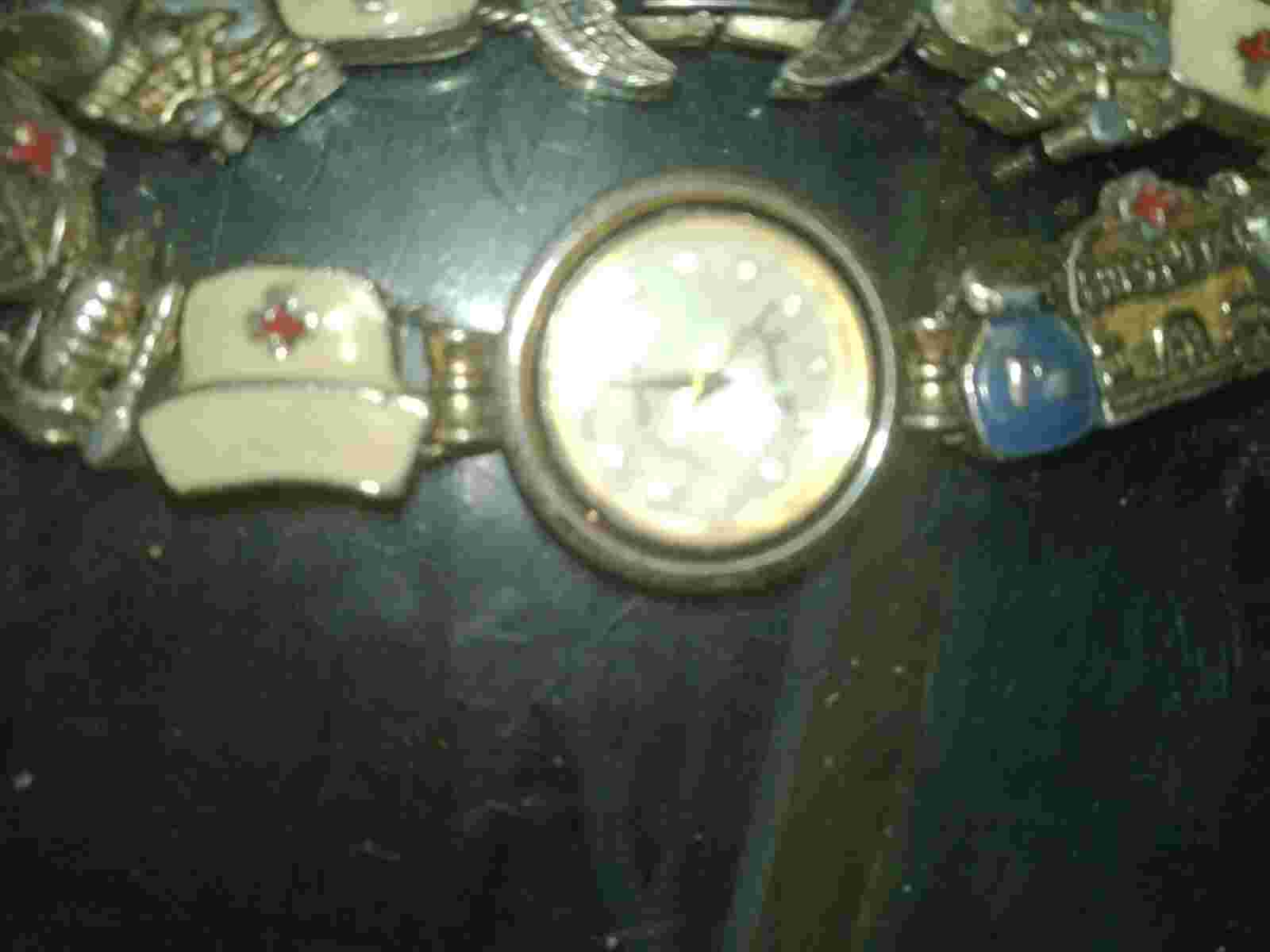 Jennie B Summer Friends Watch Women Gold Tone MOP Slider Charm New Battery 7.25"