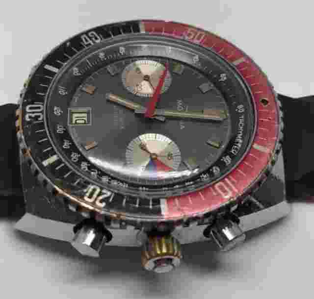 VINTAGE MONDIA DIVER CHRONOGRAPH MANUAL WIND MOVEMENT VALJOUX 7734 WITH BOX