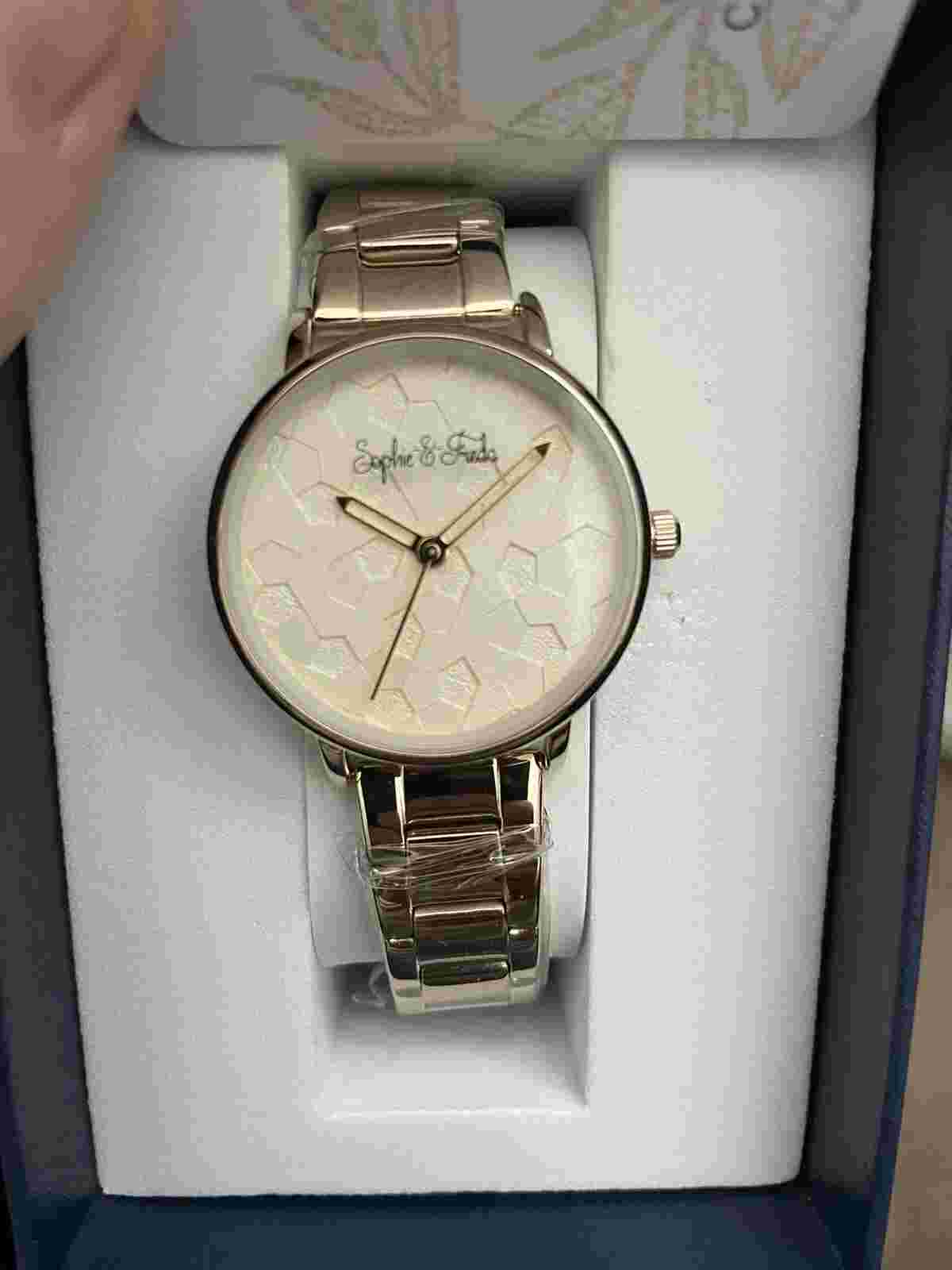 Sophie & Freda Breckenridge Quartz Gold Dial Ladies Watch SAFSF4702. $250 Retail