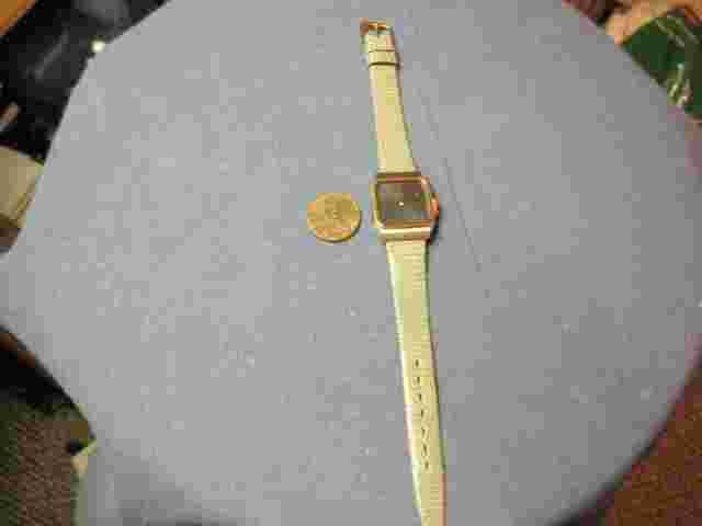 #602  ladys gold plate & stainless steel LASSALE quartz watch