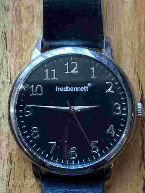 Elegant Fred Bennett Black Dial WR100M Gents Leather Watch - 41mm-Works