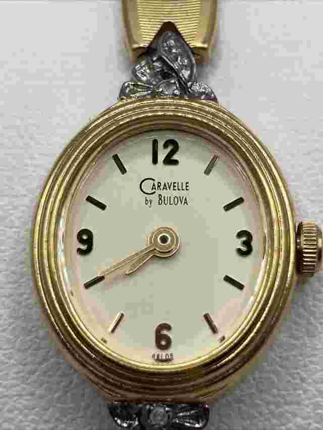Vtg Caravelle By Bulova Ladies 16mm Watch Gold Tone Diamond 46lq5 - RUNS