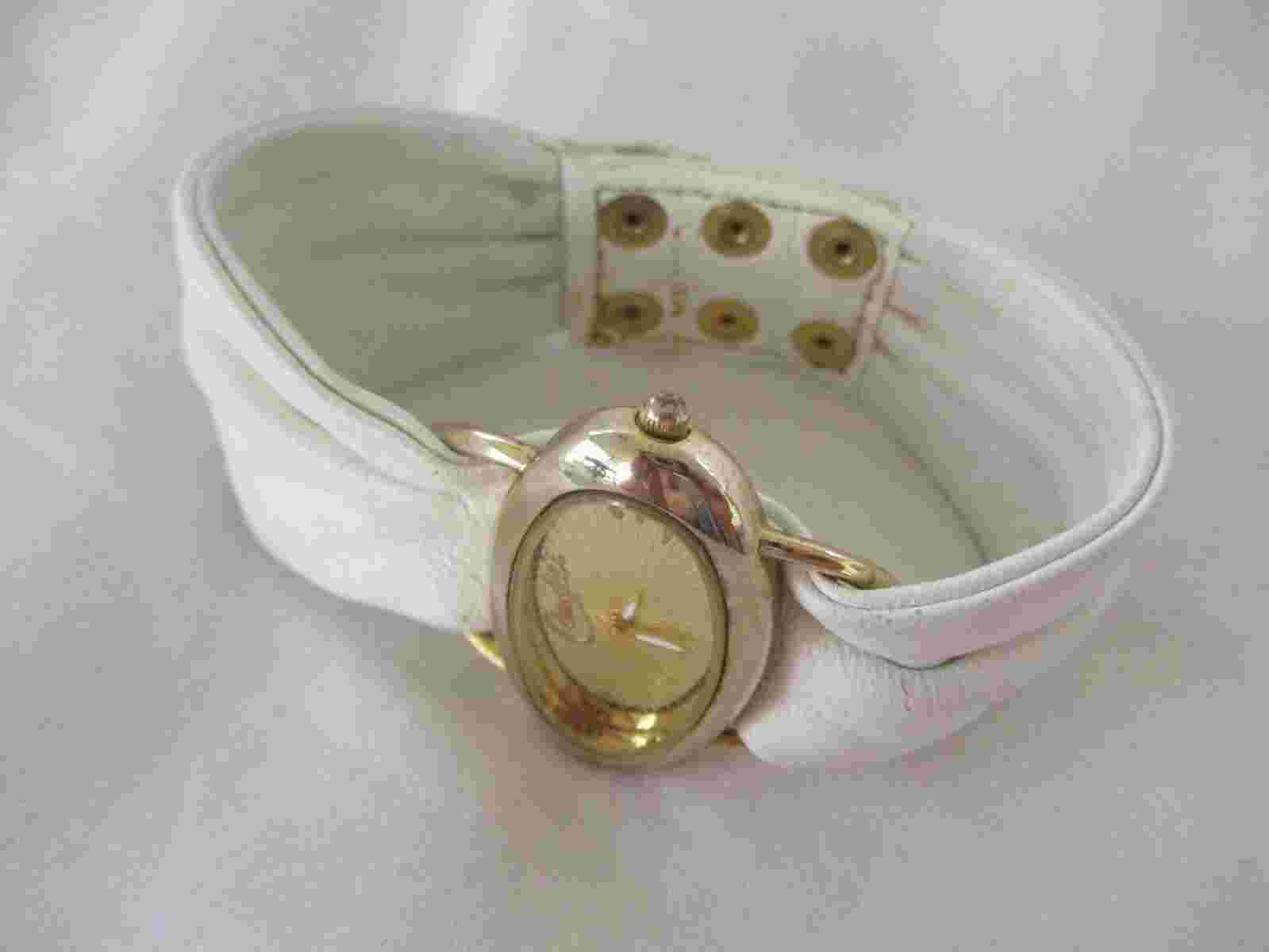 Candie's Wristwatch White Snap Closure Band Oval Shaped Face