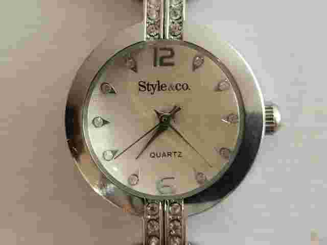 Style & Co Silver Tone Bracelet White Dial Crystals Women's Watch New Battery