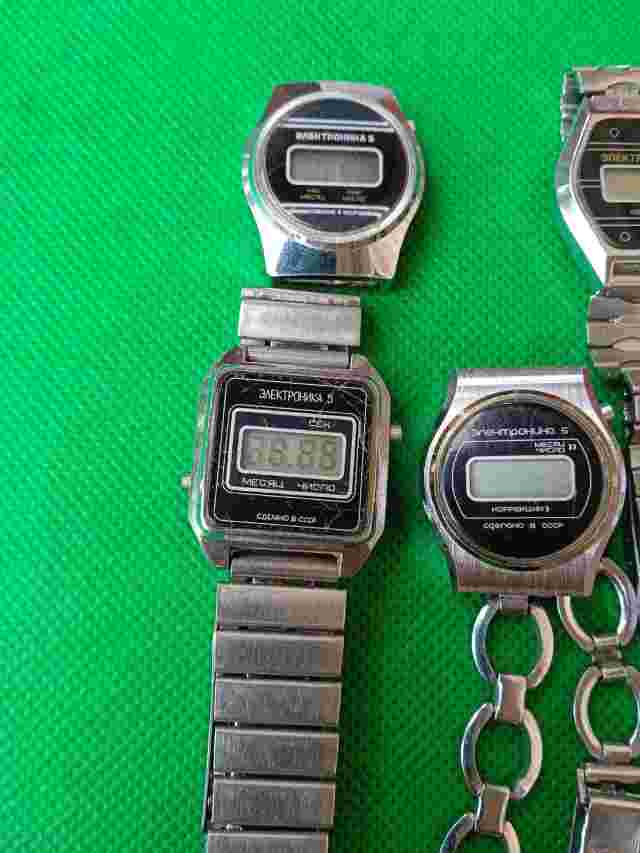 Woman Watch Elektronika 4 pcs. USSR Digital LCD Soviet FOR REPAIR or RESTORATION