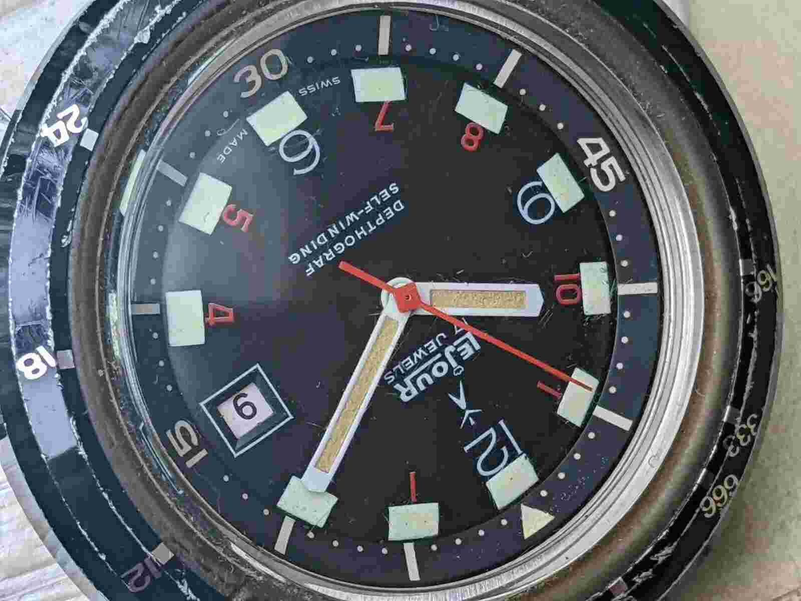 Vintage 1960's Le Jour Depthograf 20 ATM Diver w/Warm Patina,Large All SS Case