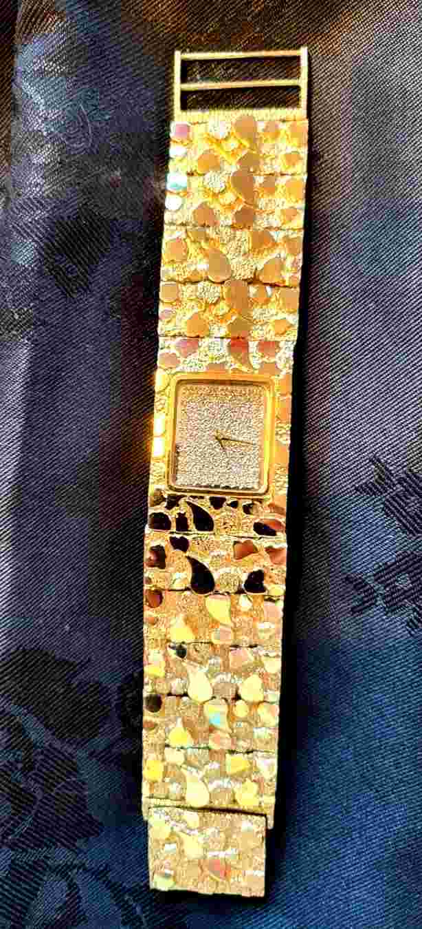 THE ULTIMATE - MENS 14K GOLD AND DIAMOND WATCH - VERY STUNNING - WOWSVILLE!