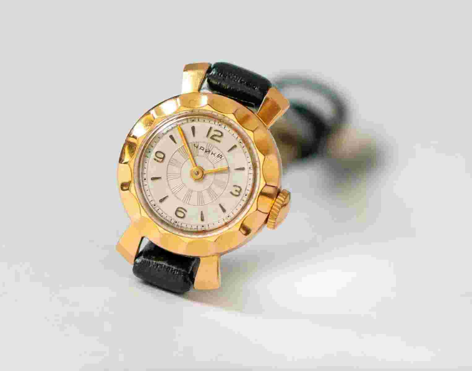 Dainty wristwatch for women gold plated CHAIKA cocktail watch vintage jewelry