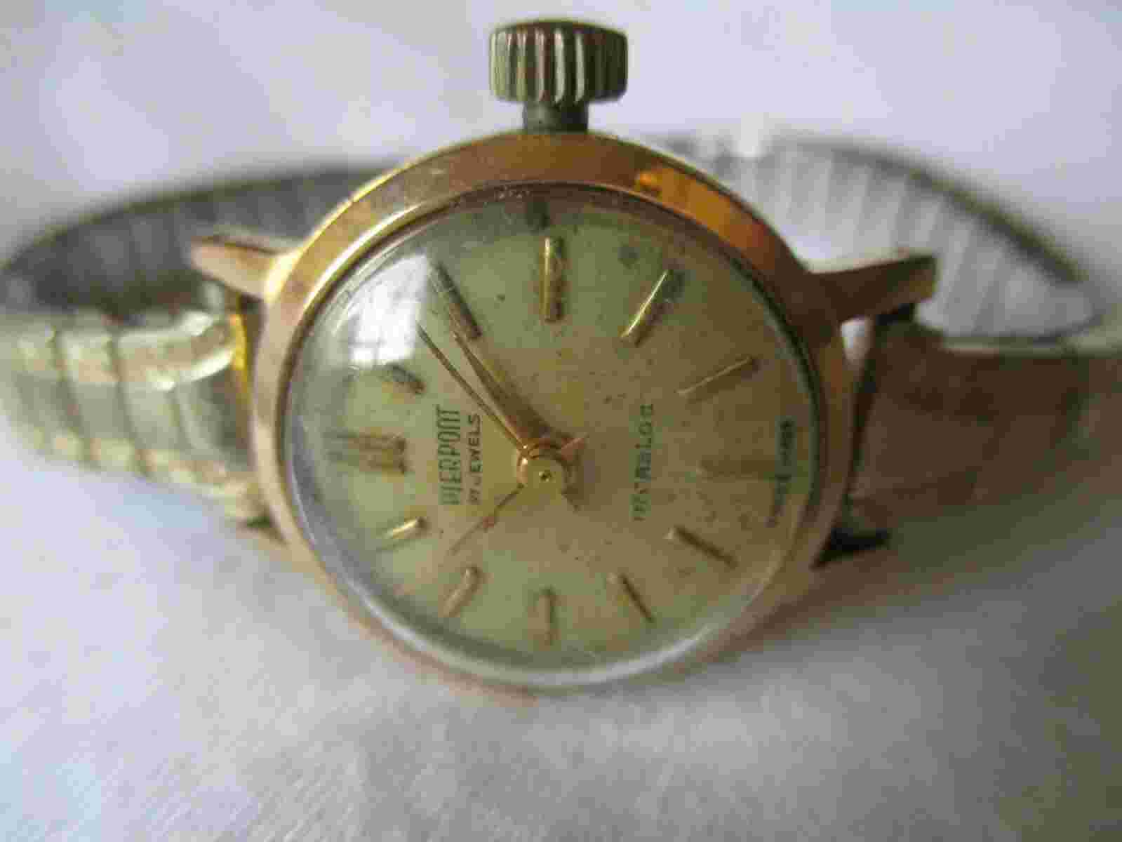Pierpont Wind Up 17 Jewels Swiss Made Incabloc Wristwatch Gold Toned Vintage