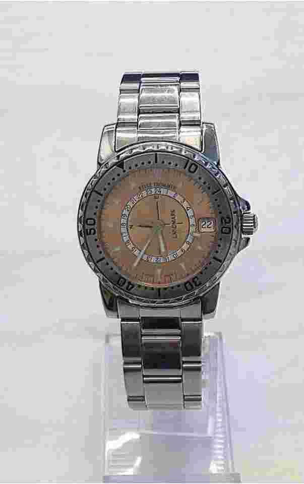 Revue Land Mark Quartz Analog Watch - Stylish Elegant Timepiece