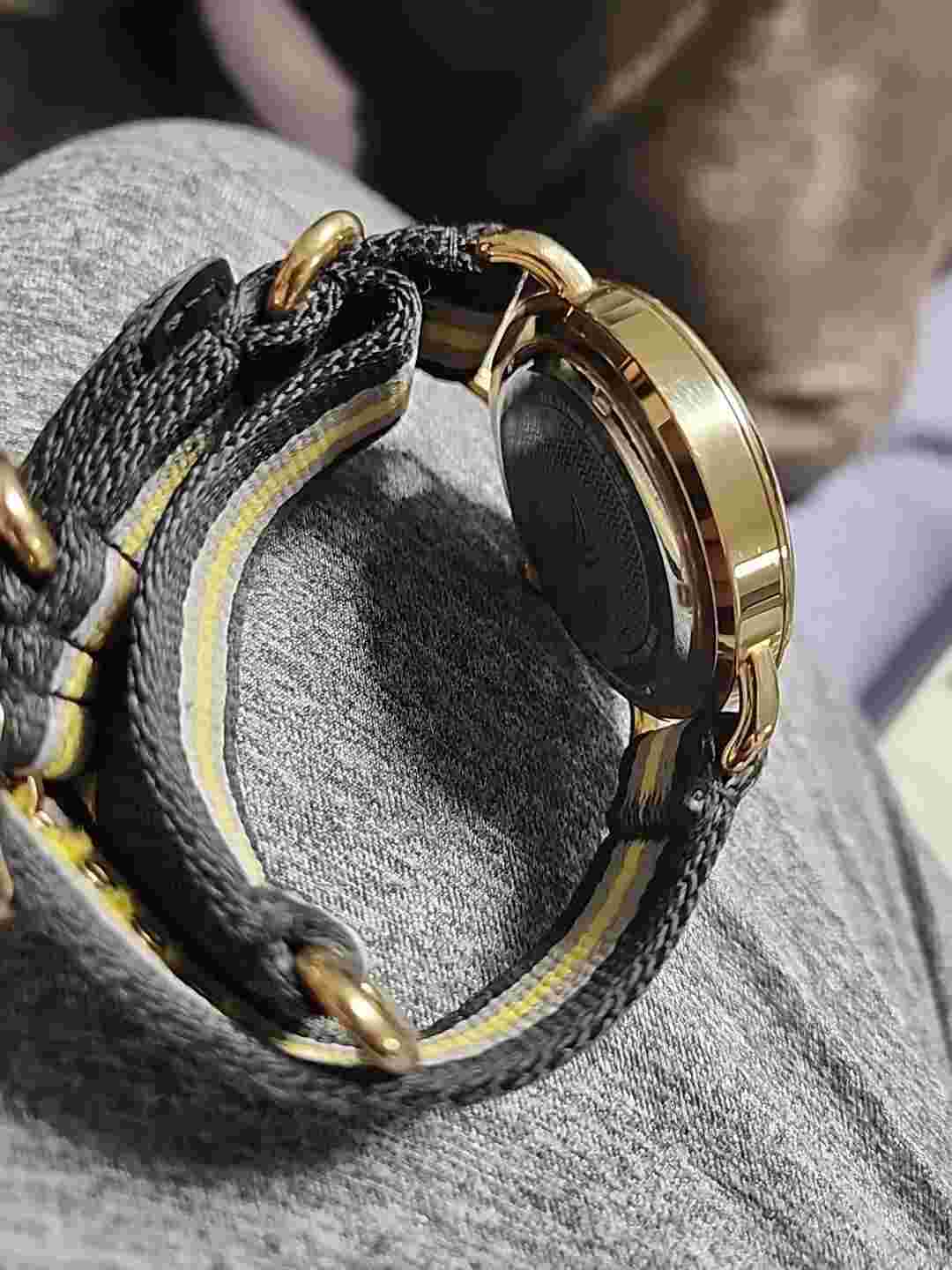 sperry top sider watch